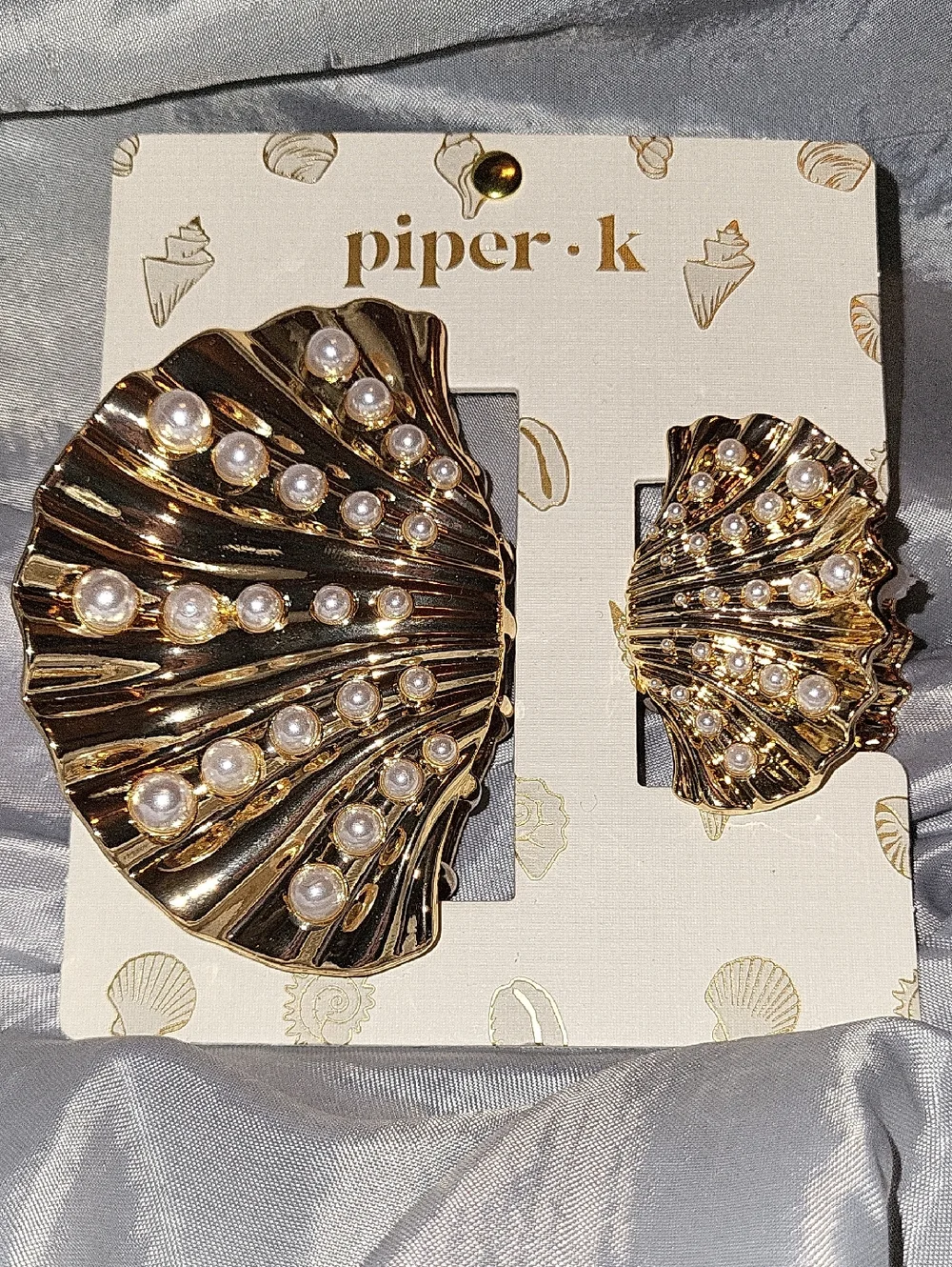Piper K Gold Seashell Pearl Hairclip Brand New  SCALLOP  SHELL LI - Picture 2 of 3